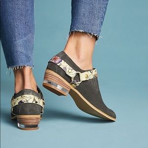 farylrobin django lucite heeled booties